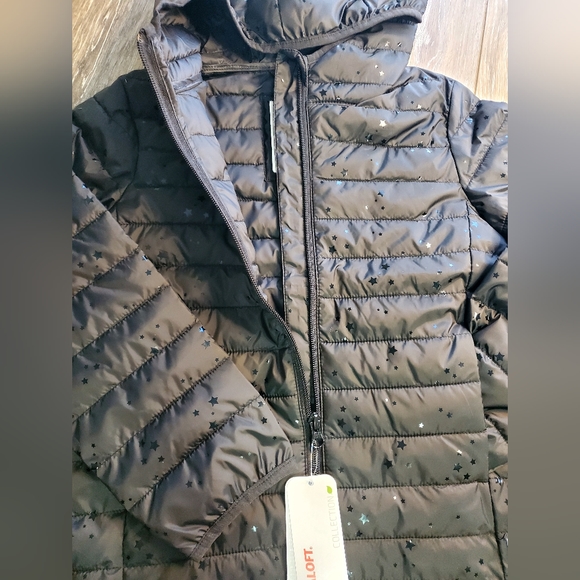GAP gender neutral PrimaLoft  black on black stars puffer jacket Size 6-7 - Picture 3 of 10
